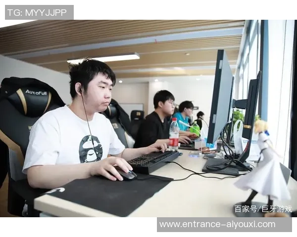 RNG战队在DOTA2比赛中的进攻策略分析与成效评估 RNG战队在DOTA2比赛中的进攻策略分析与成效评估