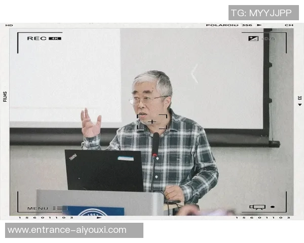 上海羽毛球队意识争议引发热议球员表现与团队精神的深度探讨 上海羽毛球队意识争议引发热议球员表现与团队精神的深度探讨