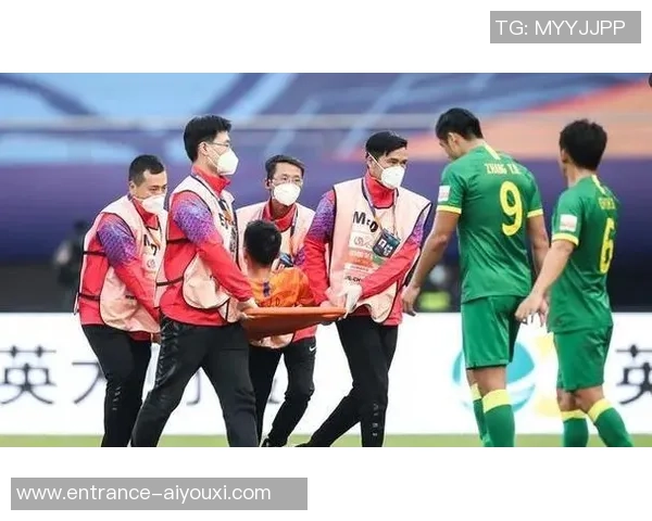 国安鲁能首回合裁判表现引发热议赛后争议不断球迷反响强烈